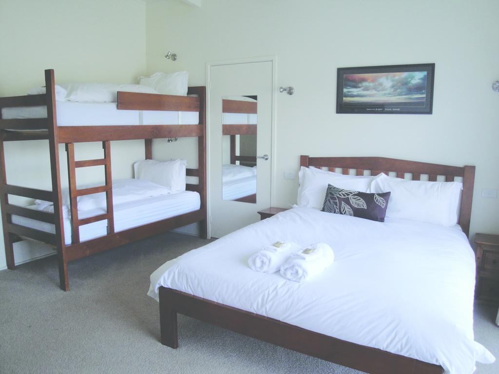 Off Mountain Accommodation Мерриджиг Номер фото