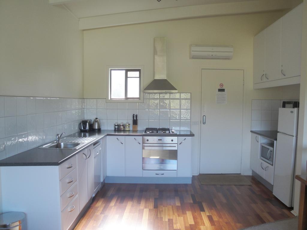Off Mountain Accommodation Мерриджиг Номер фото