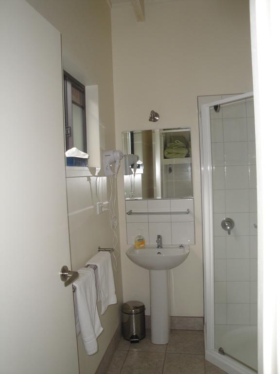 Off Mountain Accommodation Мерриджиг Номер фото